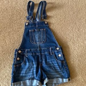 Girls bib shorts size 7/8